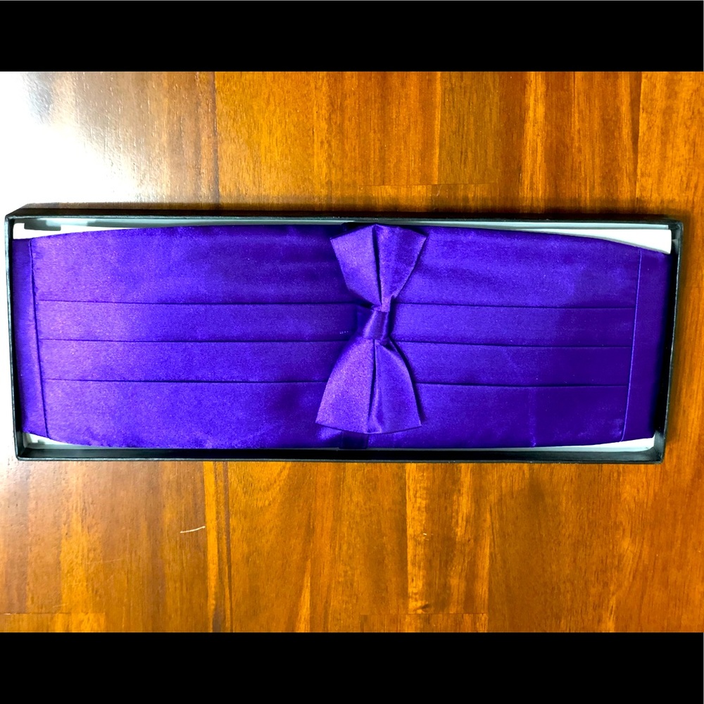 Cummerbund & bowtie
